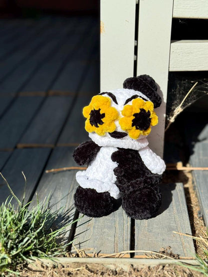 Handmade Crochet Evil Silent Terrifying Clown Plushie, 7 Inch Chenille Horror Character Clown, Halloween Decor