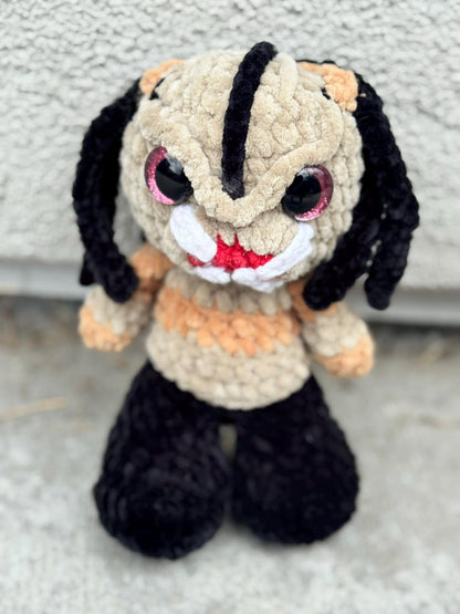 Handmade Crochet Alien Monster Hunter Plush | 7 Inch Spooky Monster | Chenille Yarn Halloween Decor | Horror Movie Character Plushie