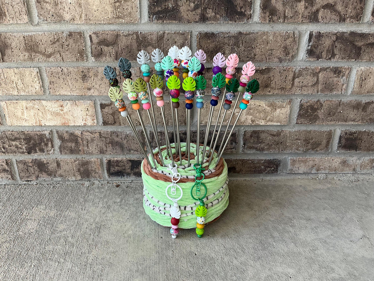 Pair of 10" Kawaii Leaf Amigurumi Sewing Sticks: Crochet Plushie Aids, Knitting Needles