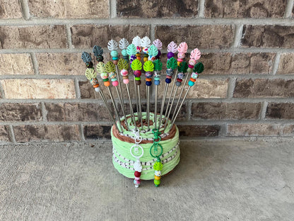 Pair of 10" Kawaii Leaf Amigurumi Sewing Sticks: Crochet Plushie Aids, Knitting Needles