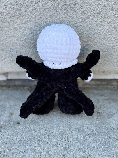 Handmade Crochet Slenderman Plushie – 7" Creepypasta Halloween Plush | Desk Buddy, Horror Collectible