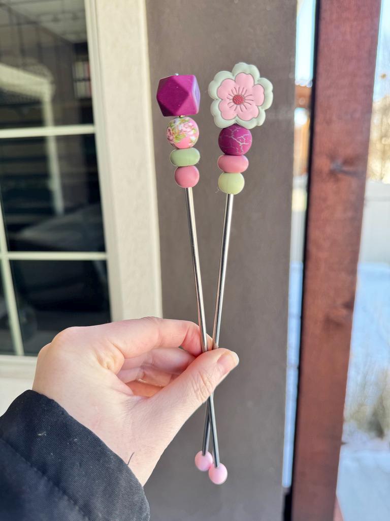 Pair of 10" Flower Amigurumi Sewing Sticks: Crochet Plushie Aids | Crochet Plushie Knitting Needles | Floral Ami Sticks | Retro Flowers