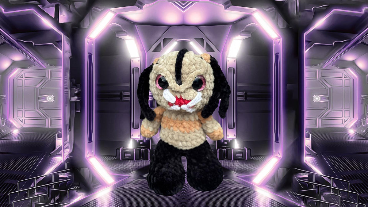 Handmade Crochet Alien Monster Hunter Plush | 7 Inch Spooky Monster | Chenille Yarn Halloween Decor | Horror Movie Character Plushie