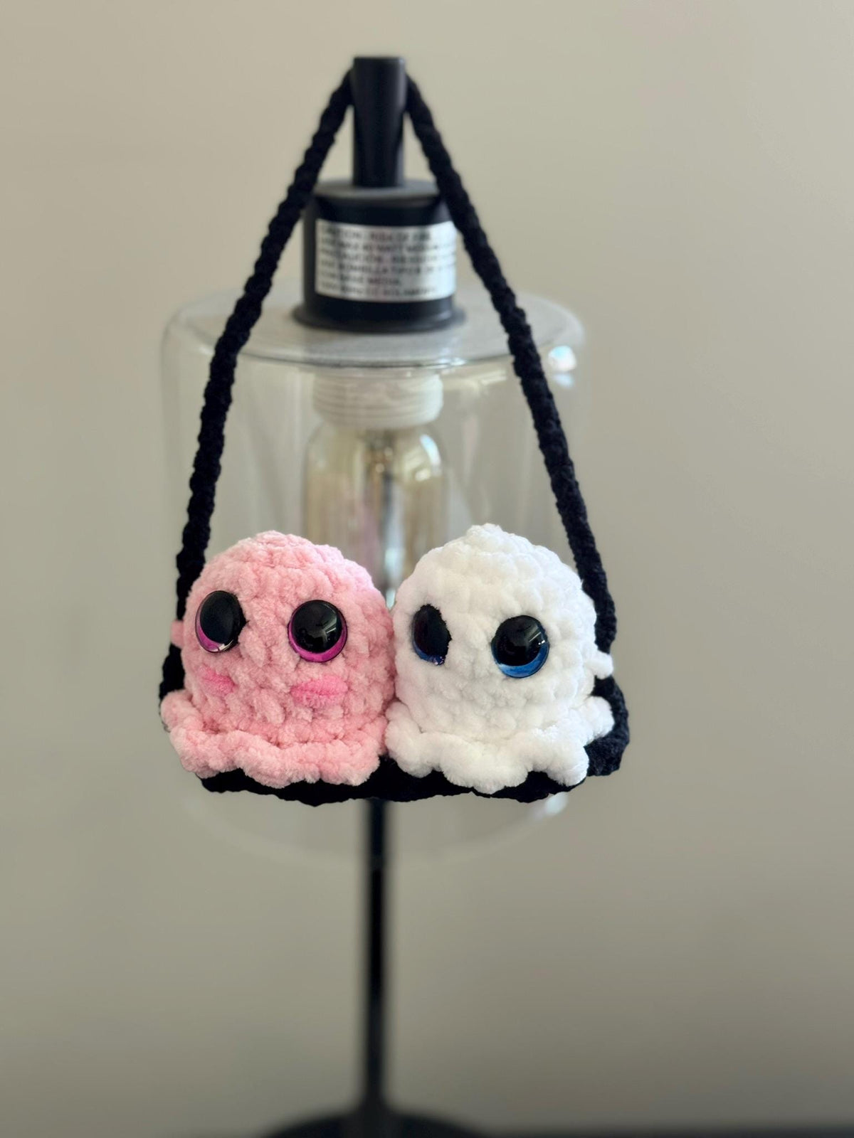 Handmade Crochet Ghost Car Charms, Cute Ghost Couple Car Hanging, Halloween Car Charm Hanger, Halloween Decor, Car Gift for Her