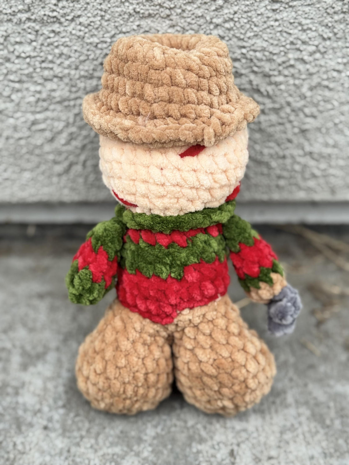 Handmade Crochet Horror Doll | Spooky Dream Stalker Plushie | Chenille Yarn Halloween Decor | Creepy Cute Horror Collectible
